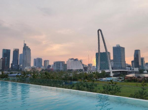 Cozy Condo with Stunning view from infinity pool